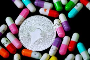 Read more about the article Professionals and Prescription Drug Abuse: Recognizing the Signs and Finding Help